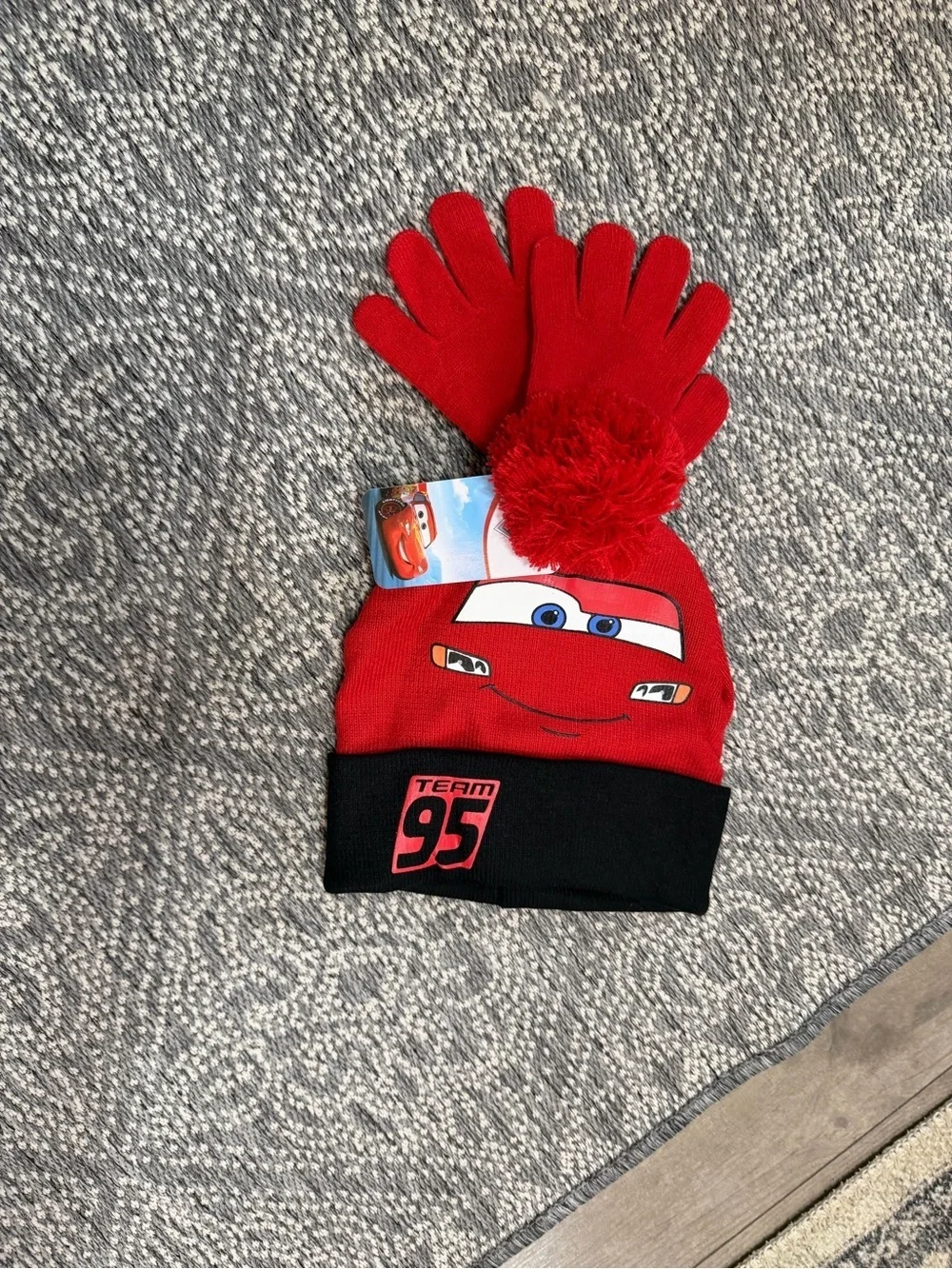New Disney Red Lightning McQueen Beanie and Glove Set Little Boys One Size